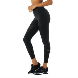 Alo Yoga 7/8 High-Waist Moto Legging